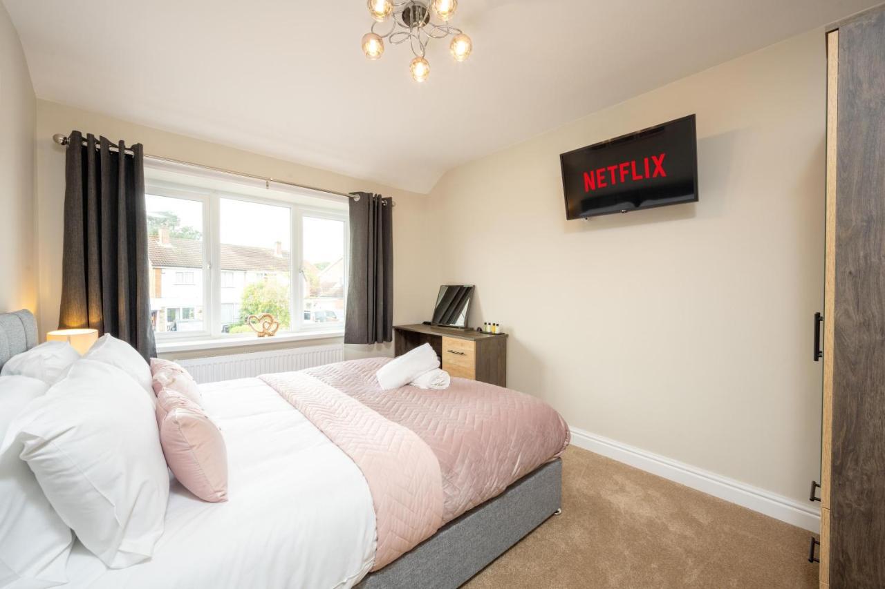 The Oaklands - Luxury Spacious 6-Bed, Near Solihull, Birmingham City, Jlr, Nec, Airport, Resorts World, Hs2 ภายนอก รูปภาพ