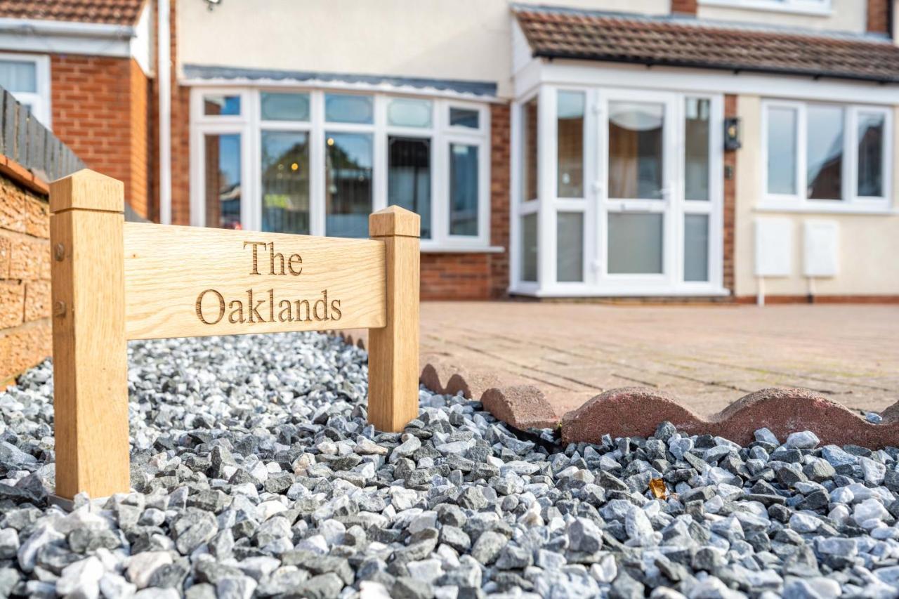 The Oaklands - Luxury Spacious 6-Bed, Near Solihull, Birmingham City, Jlr, Nec, Airport, Resorts World, Hs2 ภายนอก รูปภาพ