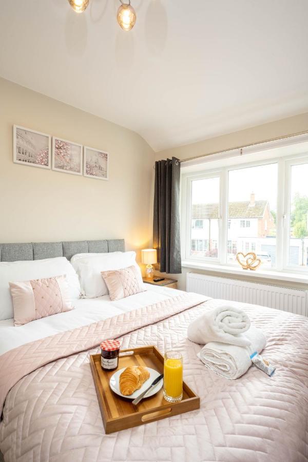 The Oaklands - Luxury Spacious 6-Bed, Near Solihull, Birmingham City, Jlr, Nec, Airport, Resorts World, Hs2 ภายนอก รูปภาพ